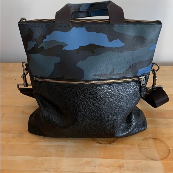 Coach Messenger Bag - Picture 4 of 6